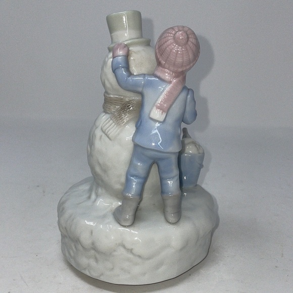 Vintage Frosty The Snowman Music Box Working Spins Winter Muted Pastel Porcelain - Picture 6 of 10